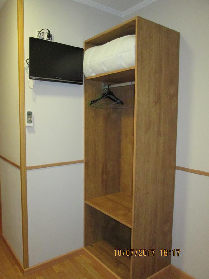Hostal Banderas Fuensanta de Martos Luaran gambar